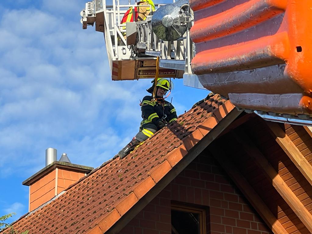 Dachstuhlbrand nach Blitzeinschlag