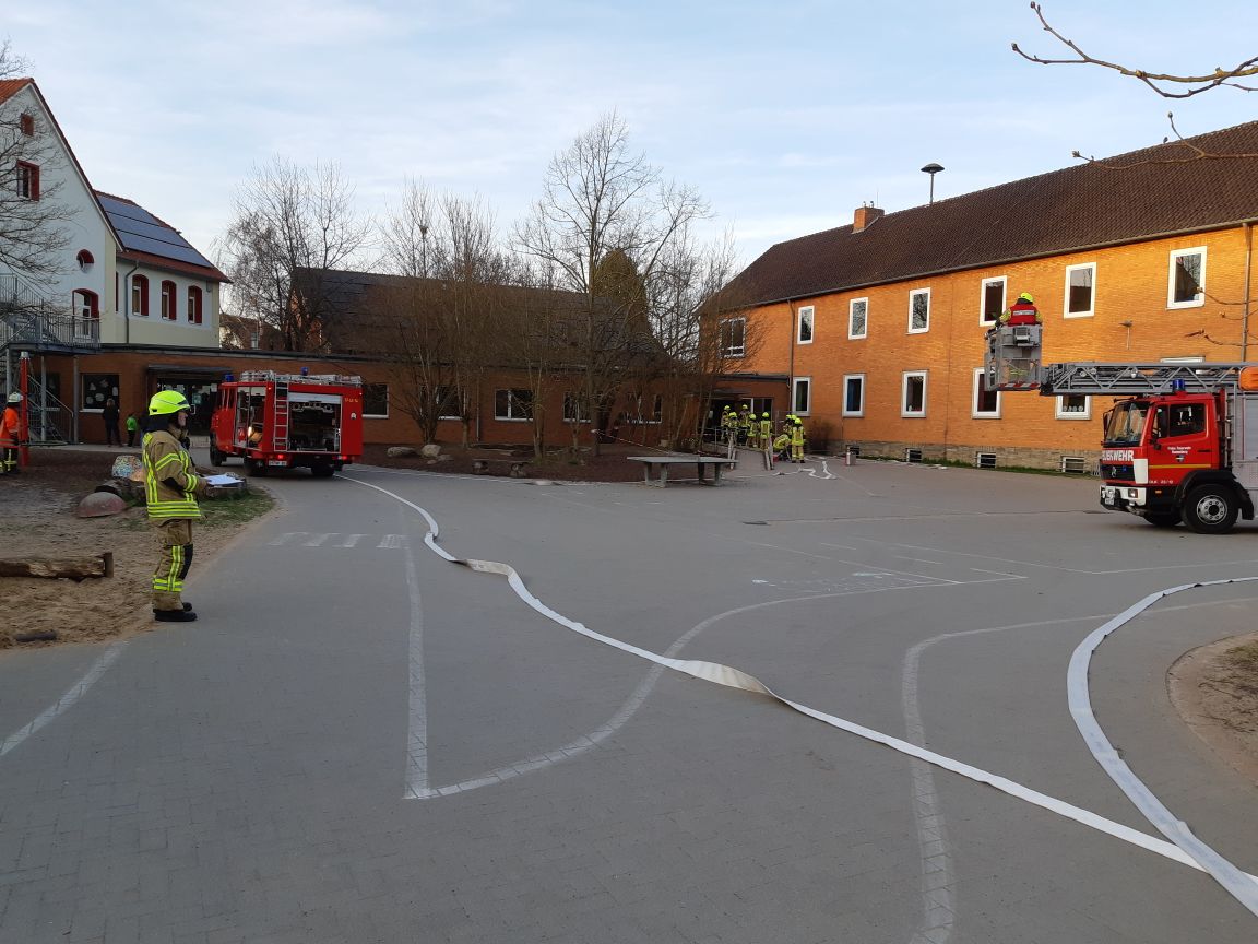 Gemeinsamer Übungsdienst mit Weetzen